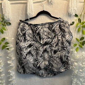 Beautiful mini skirt for any occasion